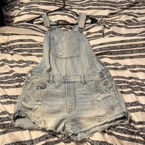 American Eagle Light Wash Embroidered Shortalls